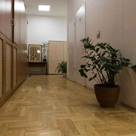 Vandrerhjem Next